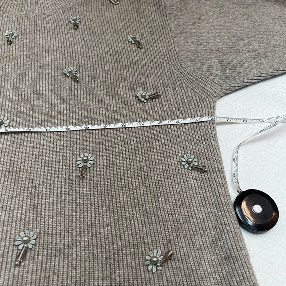 Picadilly Beige 3/4 Sleeve Cowl Neck Sweater Jewel Detailing Size S - Picture 8 of 11